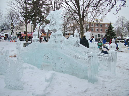 В США проходит 26 Международный конкурс по вырезке ледяных скульптур. Фото: Великая Эпоха