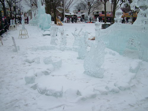 В США проходит 26 Международный конкурс по вырезке ледяных скульптур. Фото: Великая Эпоха