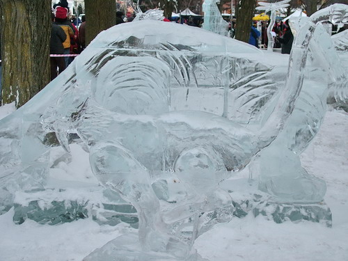 В США проходит 26 Международный конкурс по вырезке ледяных скульптур. Фото: Великая Эпоха