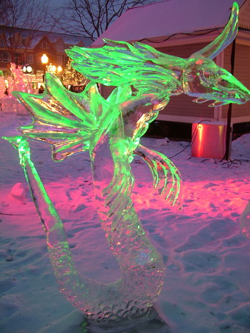 В США проходит 26 Международный конкурс по вырезке ледяных скульптур. Фото: Великая Эпоха