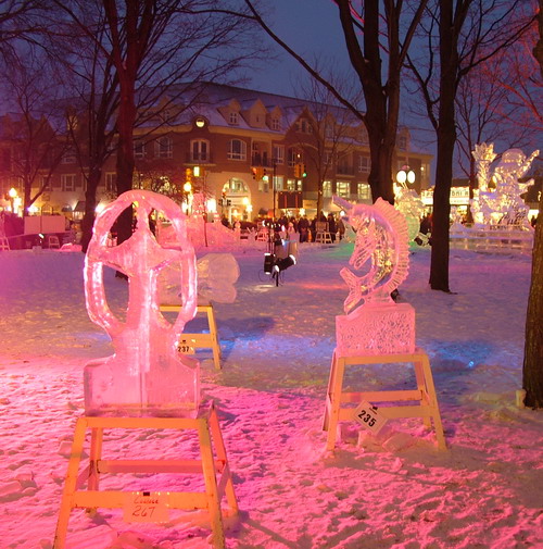 В США проходит 26 Международный конкурс по вырезке ледяных скульптур. Фото: Великая Эпоха