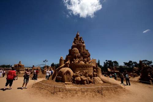 В австралийском городе Мельбурн проходит выставка песочных скульптур. Фото: Kristian Dowling/Getty Images