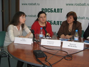 Им знакомы проблемы аутизма не по роду службы, а изнутри. Фото: Великая Эпоха