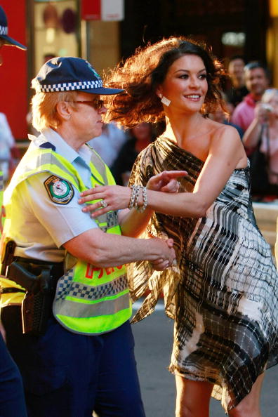 Фотообзор: В Сиднее прошла премьера фильма "Смертельный номер" (Death Defying Acts) Фотообзор: В Сиднее прошла премьера фильма "Смертельный номер" (Death Defying Acts)