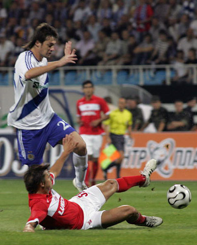 Ответный матч 3-го квалификационного раунда Лиги чемпионов между &laquo;Динамо&raquo; (Киев) и &laquo;Спартак&raquo; (Москва). Киев, стадион &laquo;Динамо&raquo; им. Лобановского. Фото: GENIA SAVILOV /AFP /Getty Images