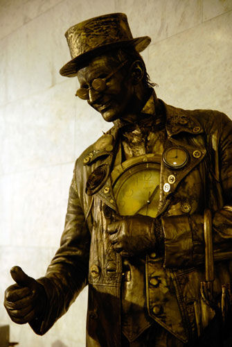 Большой скульптурный салон открылся в Киеве. Фото: Великая Эпоха