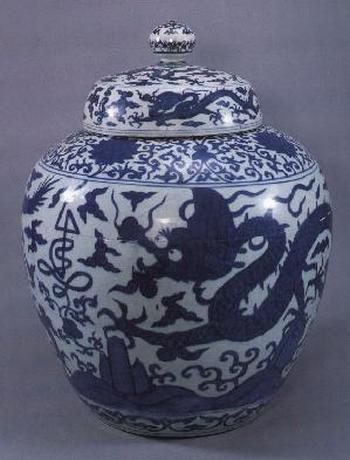 Изделия из китайского фарфора. Фото: Великая Эпоха.