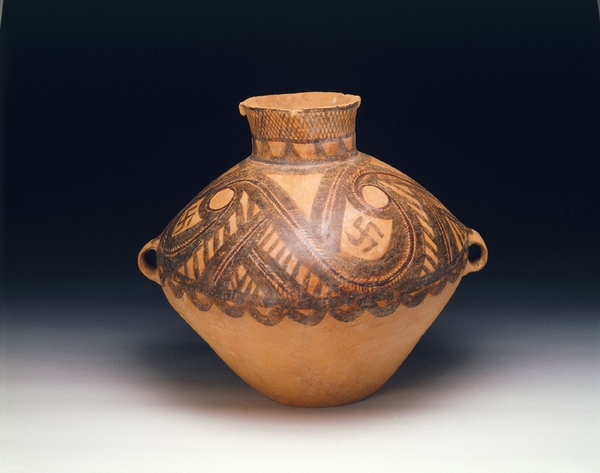 Изделия из китайского фарфора. Фото: ЦАН