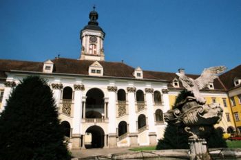 Орлиный двор аббатства Св. Флориана. Фото: Бернд Крегель