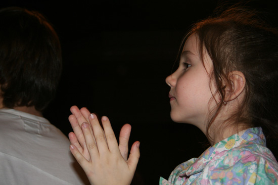 Концерт Бориса Гребенщикова. Детские аплодисменты. Фото: Щеткина Оксана /Великая Эпоха