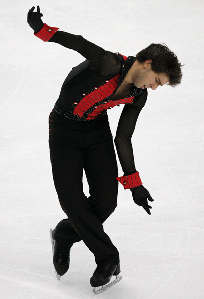 Албан Пробер (Франция) исполняет произвольную программу. Фото: YURI KADOBNOV/AFP/Getty Images