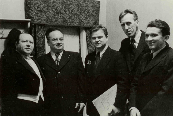 Рахлин, Городинский, Хренников, Моисей Вайнберг. Фото с сайта world.lib.ru 