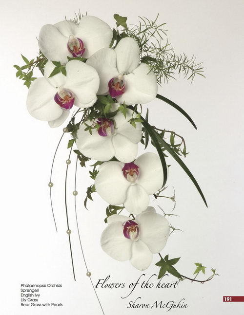 Каскадный букет из орхидей Фаленопсис. Фото: Дуглас МакГакин Каскадный букет из орхидей Фаленопсис. Фото: Дуглас МакГакин