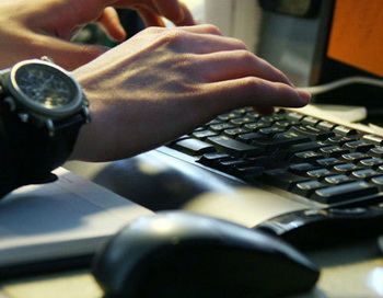 Работа за компьютером. Фото РИА Новости