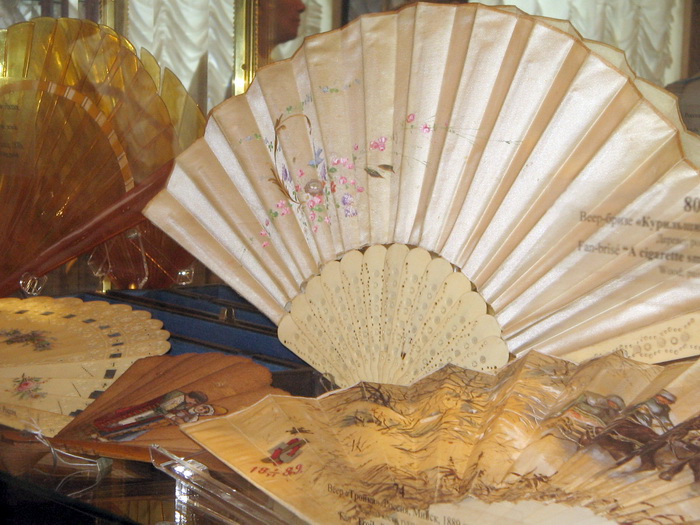 Итальянский росписной веер. Фото: Татьяна Петрова/Великая Эпоха (The Epoch Times)