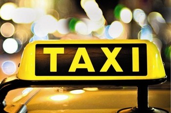 Таксистам теперь необходимо разрешение. Фото с segodnya.ua