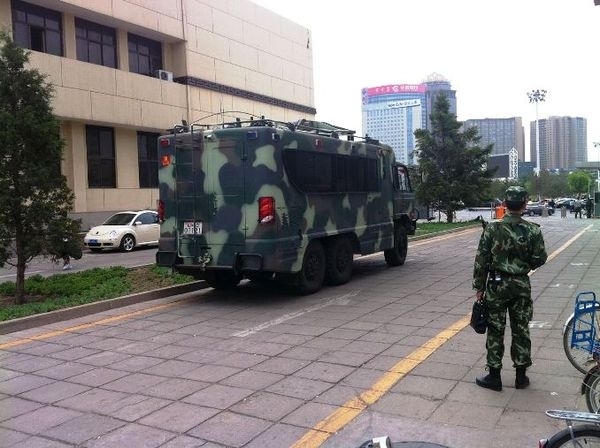 КНР ввела военное положение во Внутренней Монголии