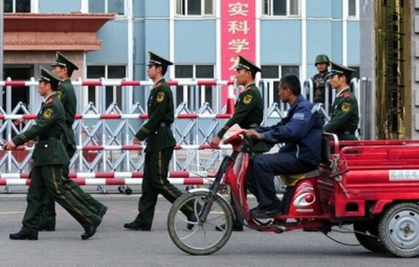 КНР ввела военное положение во Внутренней Монголии