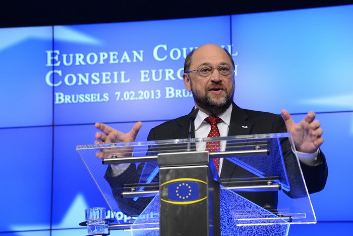 Президент Европарламента Мартин Шульц выступает на пресс-конференции в штаб-квартире ЕС в Брюсселе 7 февраля 2013 года. Фото: Thierry Charlier/AFP/Getty Images