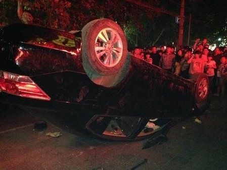 Стихийный народный протест в Китае. Город Цзиюань провинции Хэнань. Май 2013 года. Фото с epochtimes.com