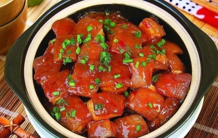 Разнообразие блюд в канун китайского Нового года. Фото с epochtimes.com