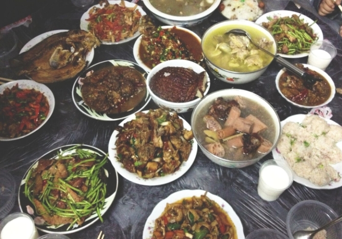 Разнообразие блюд в канун китайского Нового года. Фото с epochtimes.com