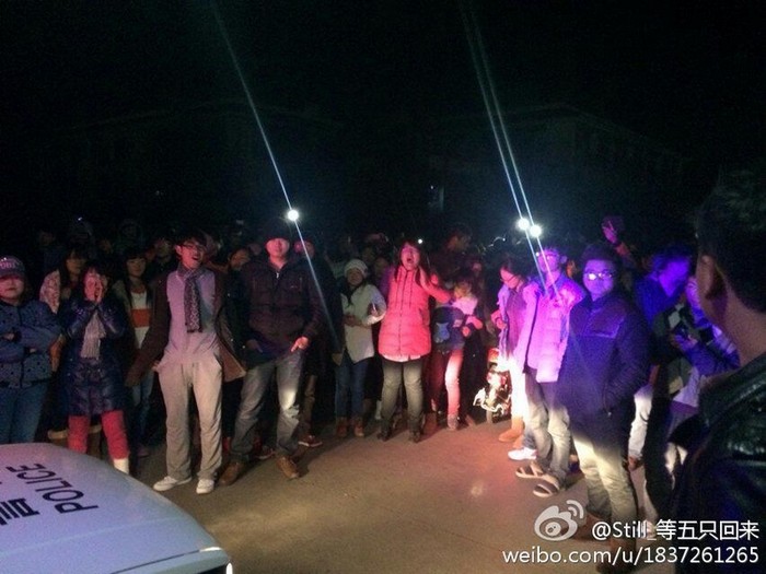 Бунт студентов в Китае. Провинция Юньнань. Декабрь 2013 года. Фото с epochtimes.com