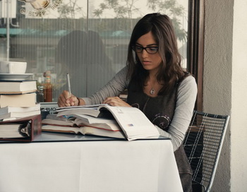 «Prada и чувства». Камилла Белль в фильме «Prada и чувства». Фото с сайта kinobank.org