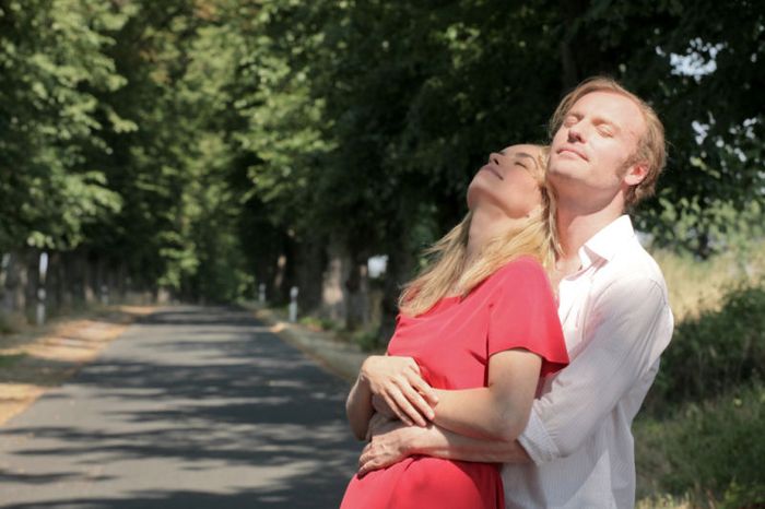 «Окно в лето». Нина Хосс и Марк Вашке в фильме «Окно в лето». Фото с сайта kino-teatr.ru