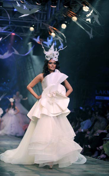 Лето 2011: Lakme Fashion Week, 16 марта 2011, Мумбае, Индия