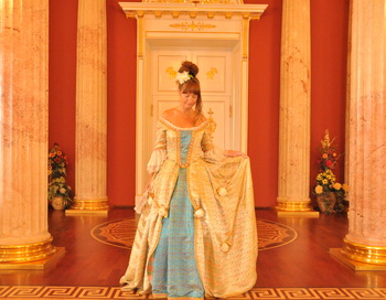 Средь шумного бала. Стихи Алексея Толстого. Фото: Николай Богатырев