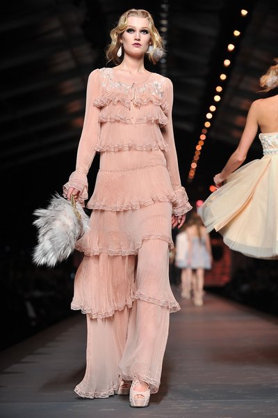 Осень-зима 2011-2012: коллекция Christian Dior, 4 марта 2011, Париж, Франция