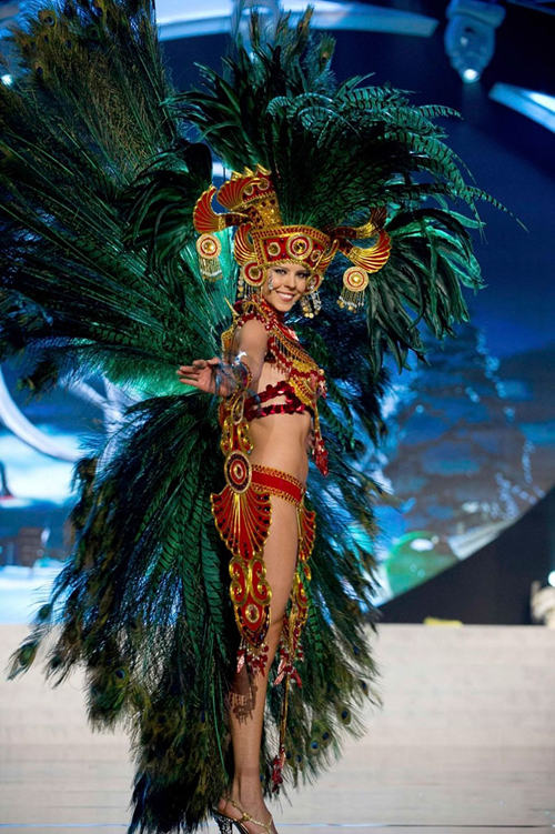 Участницы конкурса «Мисс Вселенная - 2012» в национальных костюмах. Фоторепортаж. Фото: fresher.ru