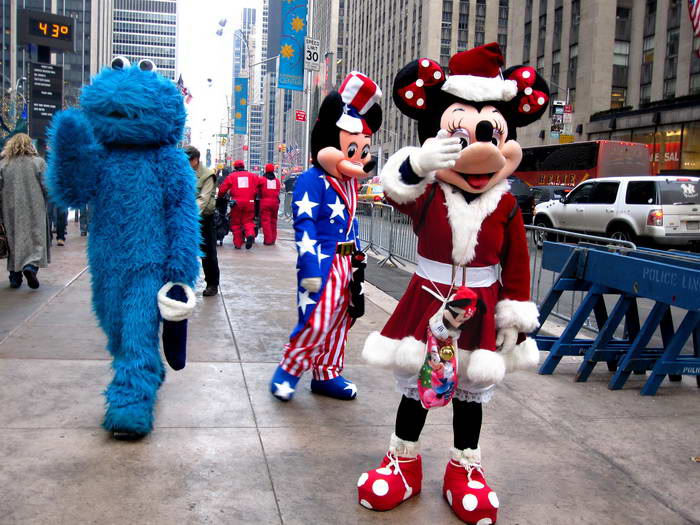 Нью-Йорк готовится к Новому году. Фото: Ирина Лаврентьева/Великая Эпоха (The Epoch Times) Нью-Йорк готовится к Новому году. Фото: Ирина Лаврентьева/Великая Эпоха (The Epoch Times)