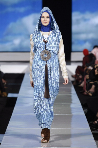 Неделя моды 2010 в Джакарте. Коллекции индонезийских дизайнеров Неделя моды 2010 в Джакарте. Коллекции индонезийских дизайнеров