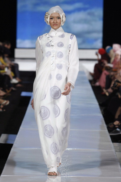 Неделя моды 2010 в Джакарте. Коллекции индонезийских дизайнеров Неделя моды 2010 в Джакарте. Коллекции индонезийских дизайнеров