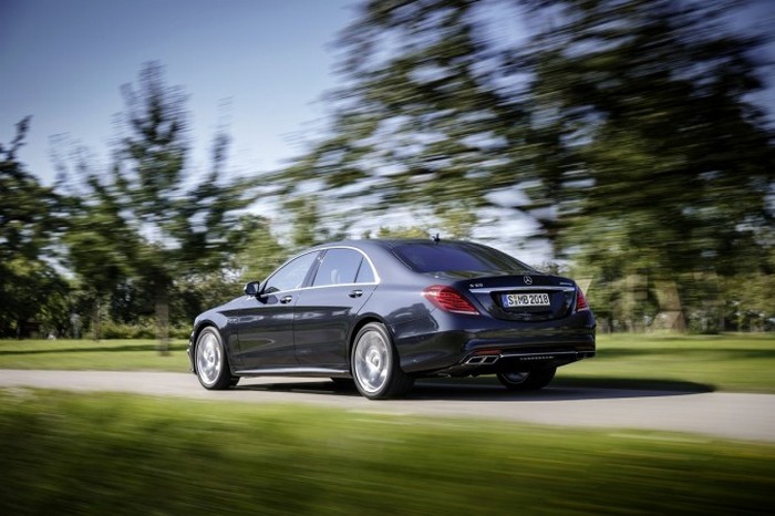 Mercedes S 2014 — люксовый седан. Фото с сайта www.theepochtimes.com