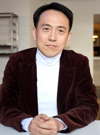 Ян Вэй, глава представительства всемирной ассоциации  китайских иммигрантов. Фото предоставлено Ян Вэем