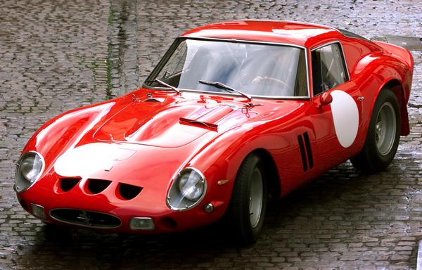 Ferrari 250 GTO 1963 года выставлена на аукцион. Фото:  ADRIAN DENNIS/AFP/Getty Images