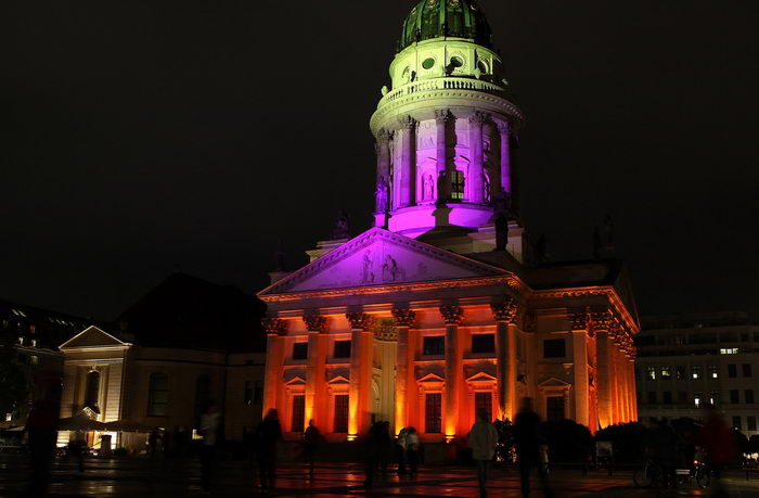 В Берлине стартовал фестиваль света. Фото: Adam Berry/Getty Images В Берлине стартовал фестиваль света. Фото: Adam Berry/Getty Images