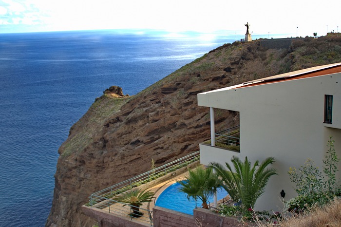 Соседний с Канисо городок называется Гаражау. Мадейра. Фото: Сима Петрова/Великая Эпоха (The Epoch Times) Соседний с Канисо городок называется Гаражау. Мадейра. Фото: Сима Петрова/Великая Эпоха (The Epoch Times)