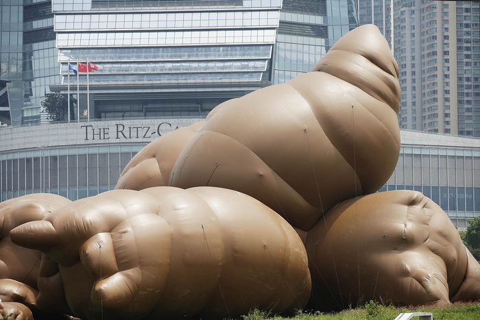 Выставка надувного искусства «Инфляция» открылась для публики 25 апреля в районе Западный Коулун в Гонконге. Фото: Jessica Hromas/Getty Images Выставка надувного искусства «Инфляция» открылась для публики 25 апреля в районе Западный Коулун в Гонконге. Фото: Jessica Hromas/Getty Images