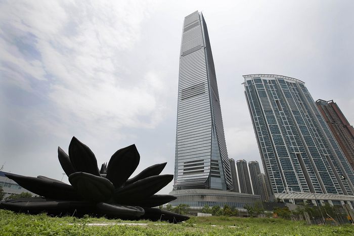 Выставка надувного искусства «Инфляция» открылась для публики 25 апреля в районе Западный Коулун в Гонконге. Фото: Jessica Hromas/Getty Images Выставка надувного искусства «Инфляция» открылась для публики 25 апреля в районе Западный Коулун в Гонконге. Фото: Jessica Hromas/Getty Images