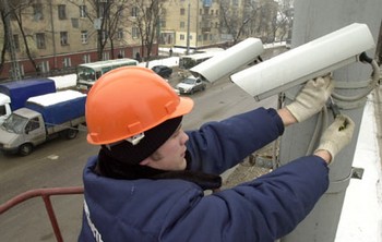 В Калуге заработала система видеослежения на дорогах. Фото: safe.cnews.ru В Калуге заработала система видеослежения на дорогах. Фото: safe.cnews.ru
