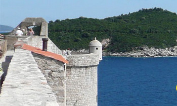 Для въезда в Хорватию россиянам снова понадобится виза. Фото: adriariva.com  