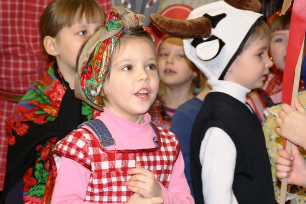 Детские колядки в московском детсаду. Фото: Ульяна Ким/Великая Эпоха/The Epoch Times Детские колядки в московском детсаду. Фото: Ульяна Ким/Великая Эпоха/The Epoch Times