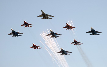 «МАКС-2011» готов к открытию. Фото: DMITRY KOSTYUKOV/AFP/Getty Images