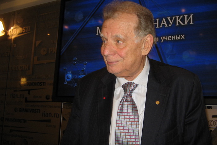 Нобелевский лауреат, академик Жорес Алфёров. Фото: Татьяна Петрова/Великая Эпоха (The Epoch Times) 