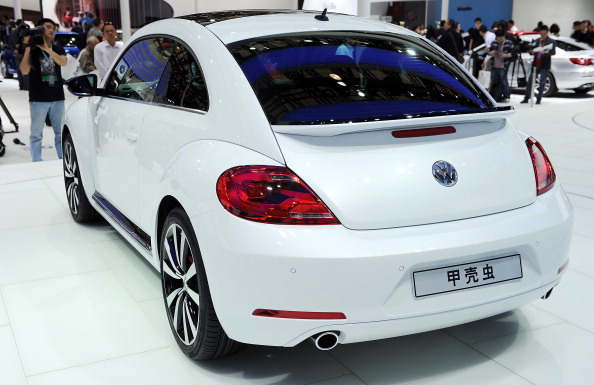 На заводе Volkswagen выпушен 10-миллионный автомобиль. Фоторепортаж об автомобилях седьмого поколения, выпускаемых компанией. Фото: Spencer Platt/ INGO WAGNER/AFP/Getty Images На заводе Volkswagen выпушен 10-миллионный автомобиль. Фоторепортаж об автомобилях седьмого поколения, выпускаемых компанией. Фото: Spencer Platt/ INGO WAGNER/AFP/Getty Images