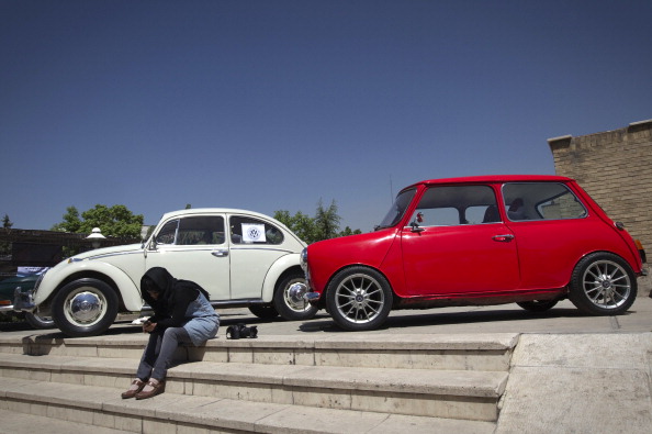 На заводе Volkswagen выпушен 10-миллионный автомобиль. Фоторепортаж об автомобилях седьмого поколения, выпускаемых компанией. Фото: Spencer Platt/ INGO WAGNER/AFP/Getty Images На заводе Volkswagen выпушен 10-миллионный автомобиль. Фоторепортаж об автомобилях седьмого поколения, выпускаемых компанией. Фото: Spencer Platt/ INGO WAGNER/AFP/Getty Images